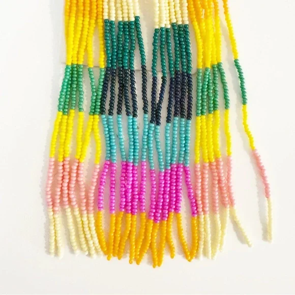 NWT Casa Clara x Revolve Sadie Earrings in Retreat Plaid Multicolor Seed Beads - Picture 4 of 5